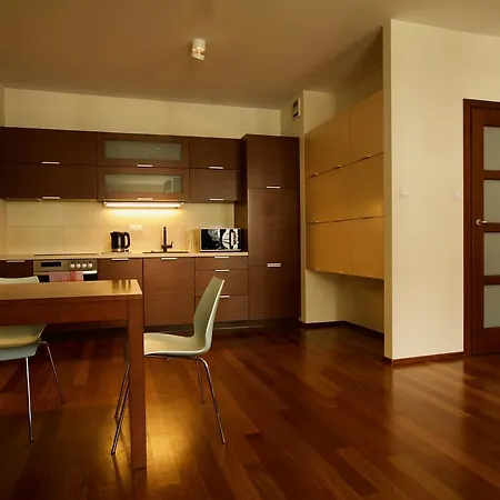 Bobroviecka Apartment Warsaw